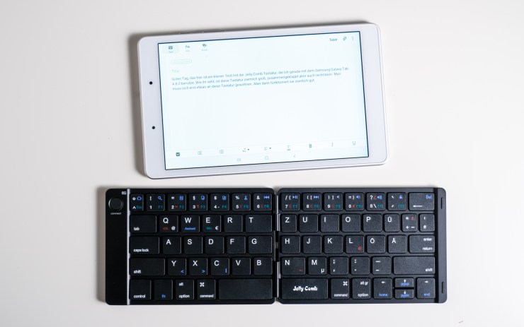 Galaxy Tab A 8.0 dengan Jelly Comb Keyboard