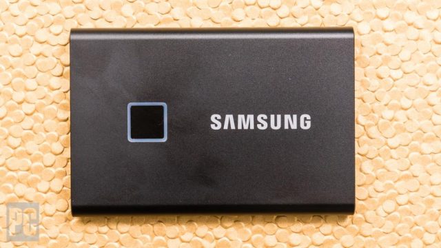 نظرة سريعة: مراجعة Samsung Portable SSD T7 Touch 2 "width =" 640 "height =" 360