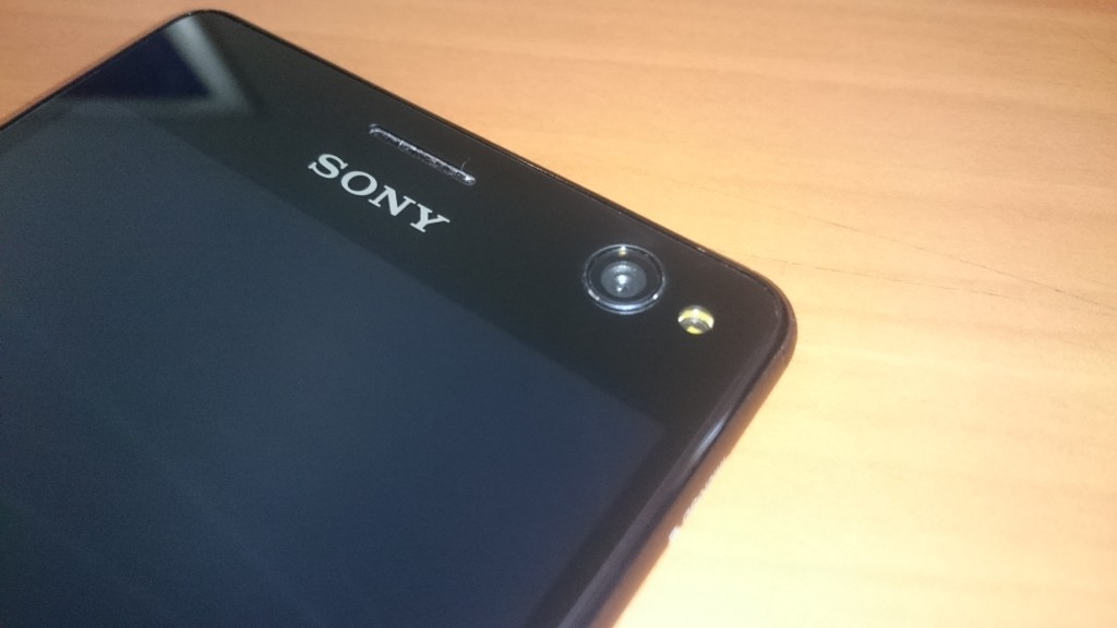 Sony Xperia C4 [Review] 2