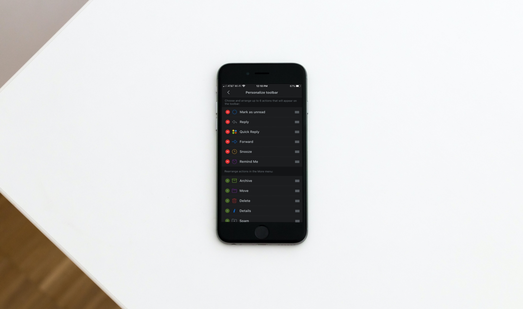 Tabel Personalisasi Spark pada Toolbar iPhone