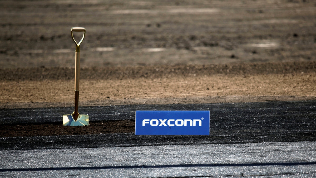 Coronavirus: iPhone Output Expected to Be Affected if China Extends Foxconn Factory Halt