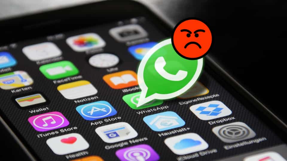 WhatsApp’s problems with security does not seem to end. The latest being the fact that Google has been indexing private chat group URLs and showing then in search results, letting anyone access the group