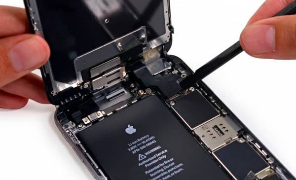 Prancis baik-baik saja Apple dengan 25 juta untuk memperlambat iPhone