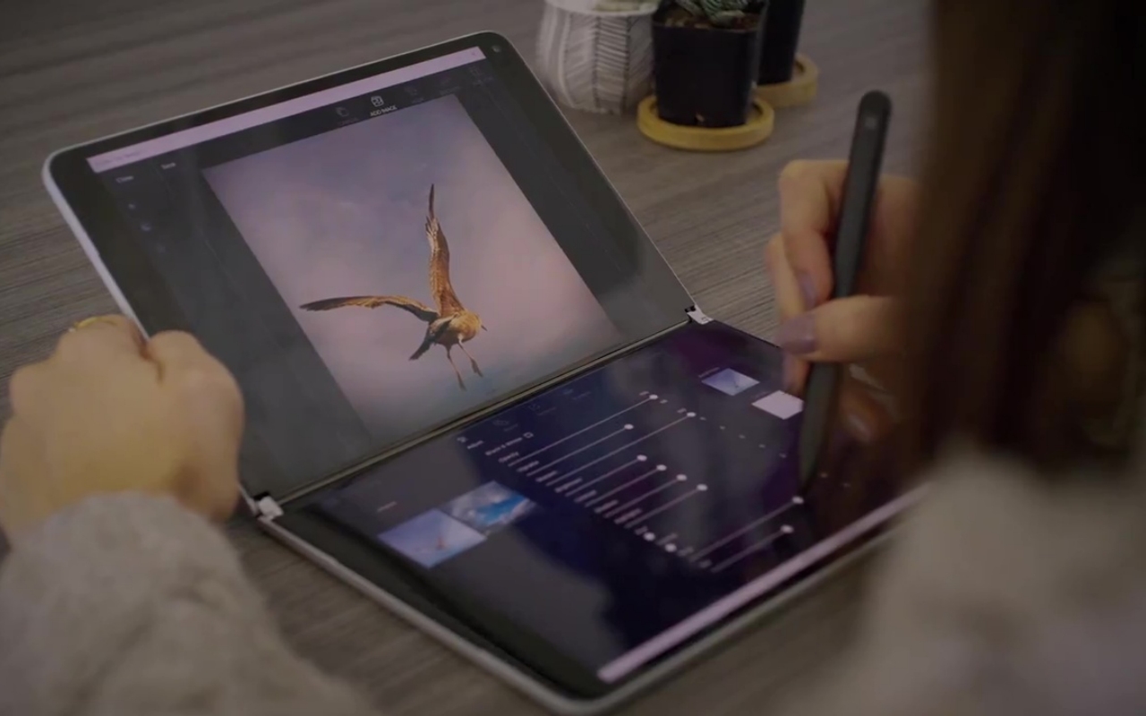 Video Surface Neo dan Duo memikat pengembang ke dunia layar ganda
