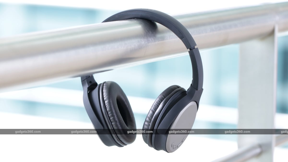 Xech A8 Voice Assist Headphones Review