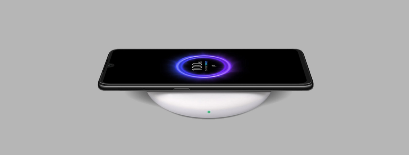 Pameran Charger Nirkabel Xiaomi 40W oleh Perusahaan dalam Demo